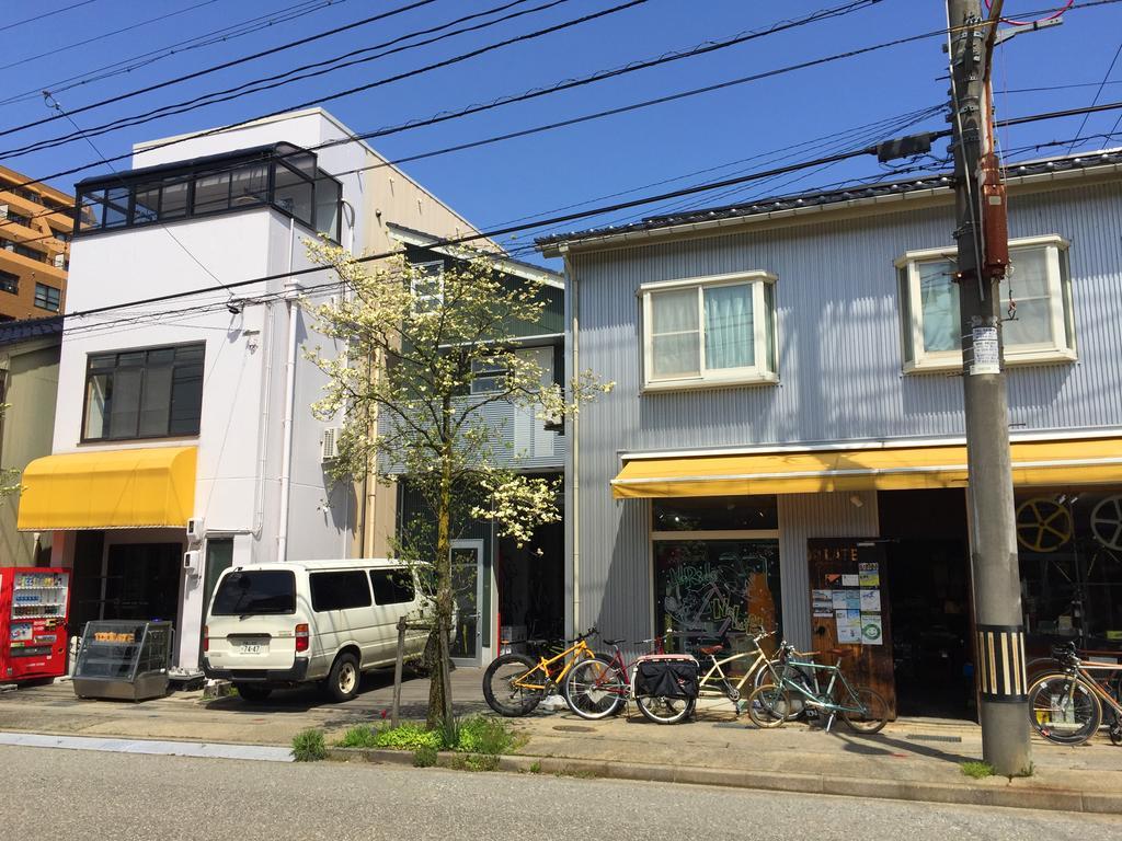 Toolate Guesthouse Toyama Exterior photo
